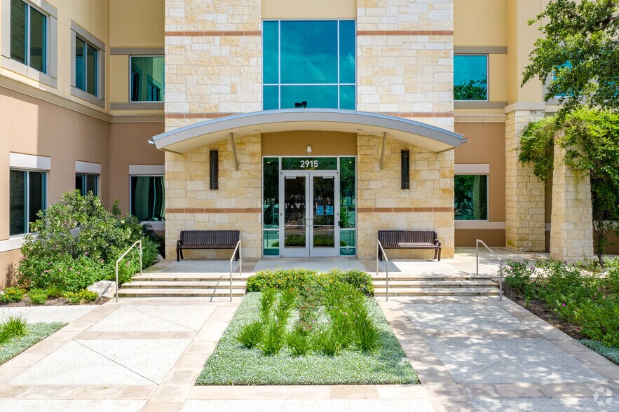 Loop 1604 & Bitters Road, San Antonio, TX 78248 For Lease