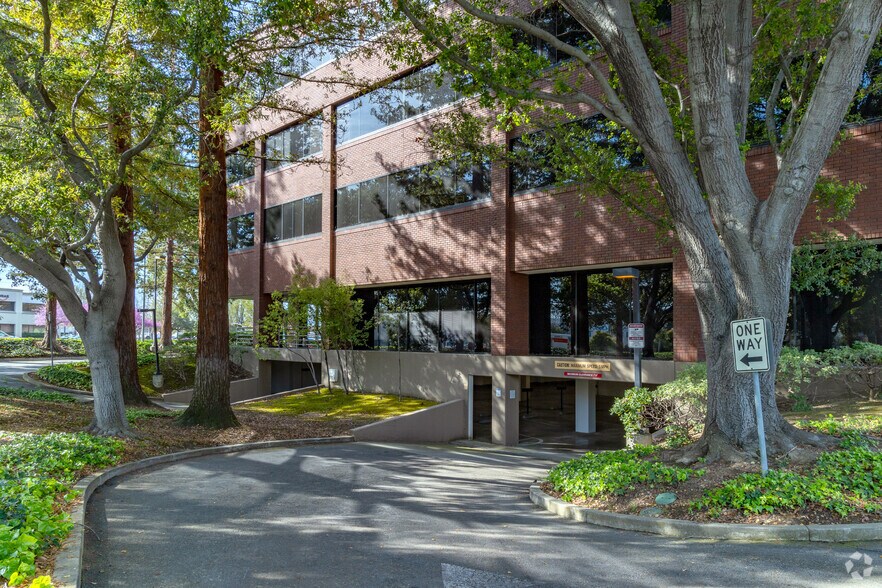 More Photos Of 1900 McCarthy Blvd, Milpitas Loft Creative Space For Lease