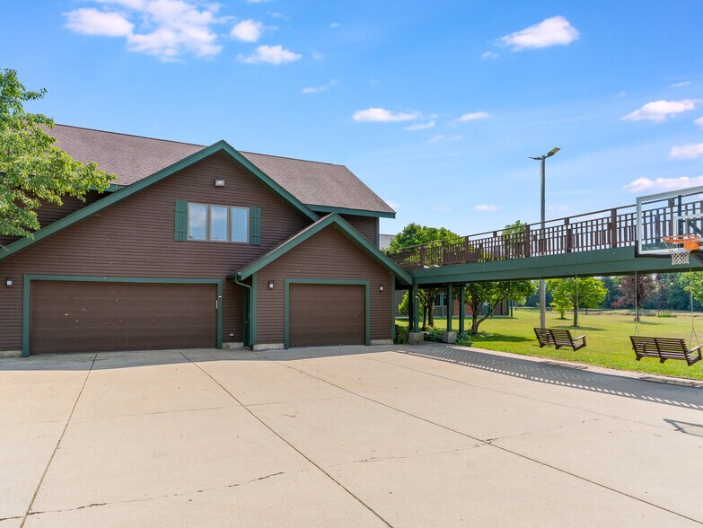 More Photos Of 22660 S Harlem Ave, Frankfort Flex For Sale