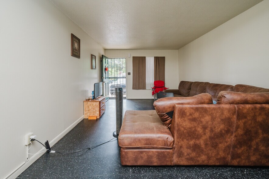 More Photos Of , Birmingham Multifamily For Sale