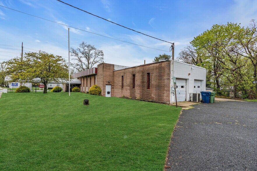 More Photos Of 242 Neptune Blvd, Neptune Funeral Home For Sale