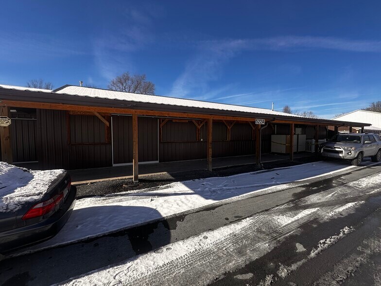 More Photos Of 522A S Main St, Broadway Flex For Sale