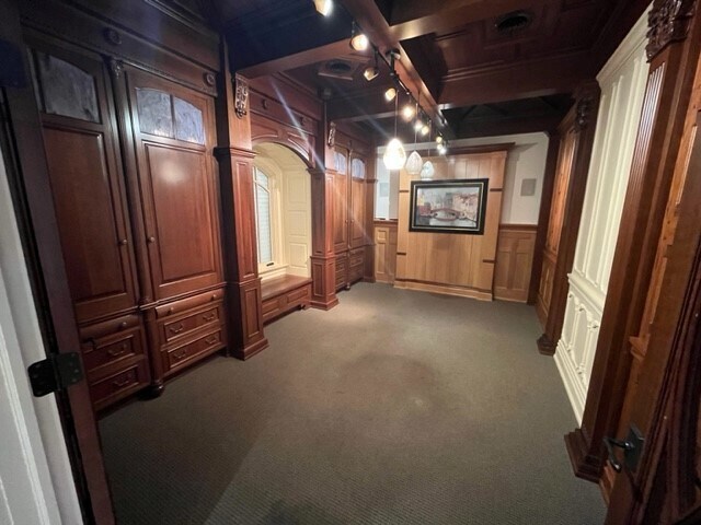 More Photos Of 1190 Richards Rd, Hartland Office For Sale