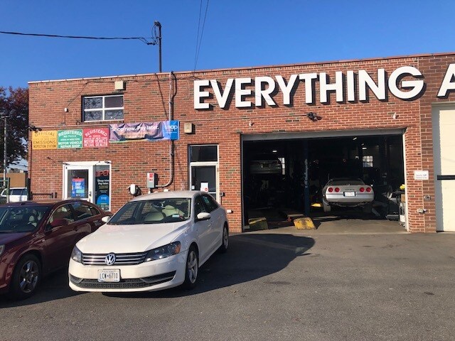 Primary Photo Of 980 Washington St, Franklin Square Auto Repair For Sale