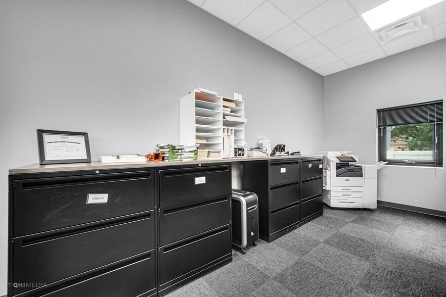 More Photos Of 1227 N Cedar Rd, New Lenox Office For Lease