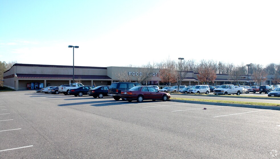 More Photos Of 13961-13973 Raised Antler Cir, Midlothian Storefront For Lease