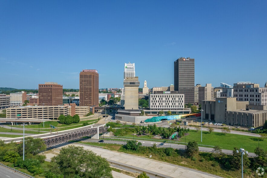 More Photos Of 106 S Main St, Akron Office For Sale