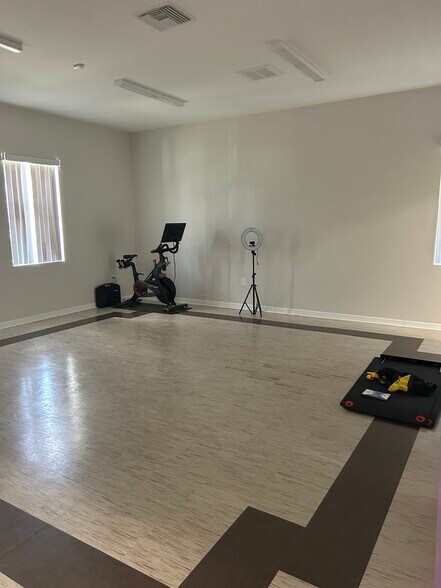 More Photos Of 17718 Hunting Bow Cir, Lutz Medical For Sale