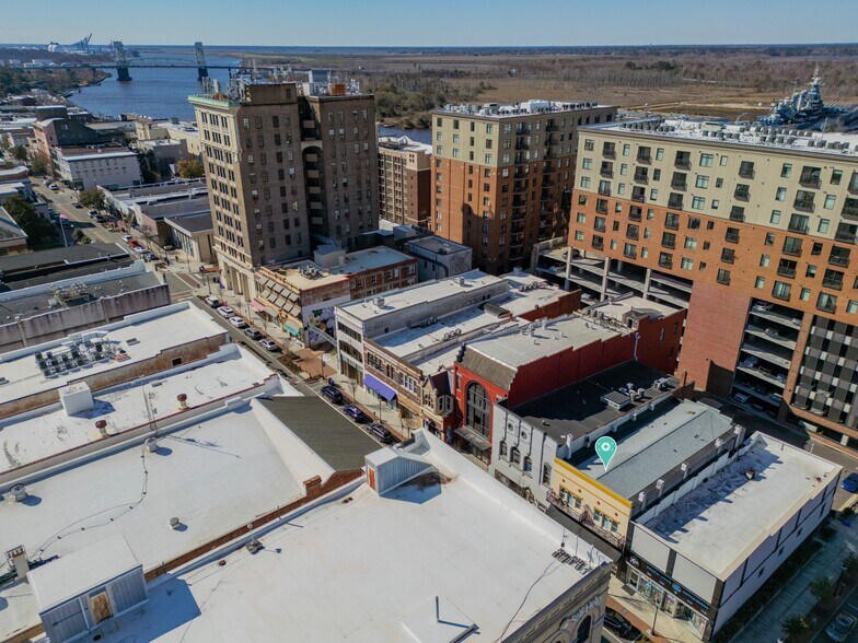 More Photos Of 271 N Front St, Wilmington General Retail For Sale