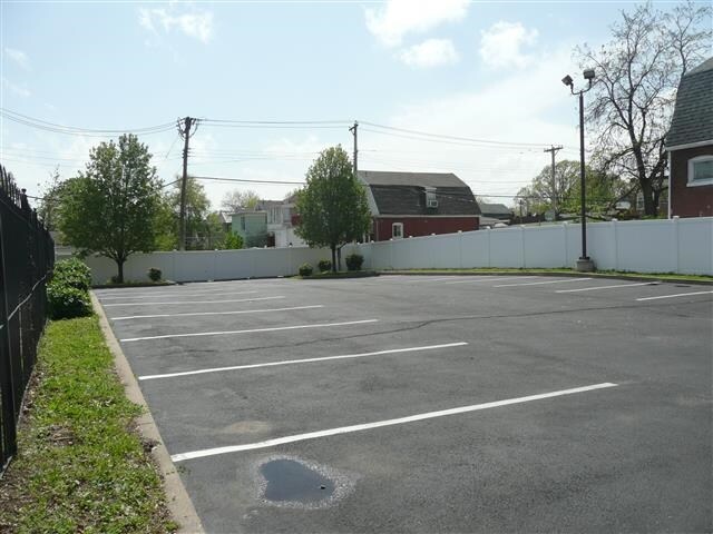 More Photos Of 4141 S Grand Blvd, Saint Louis Restaurant For Sale
