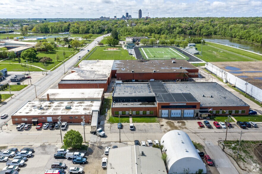 More Photos Of 700 New York Ave, Des Moines Warehouse For Sale