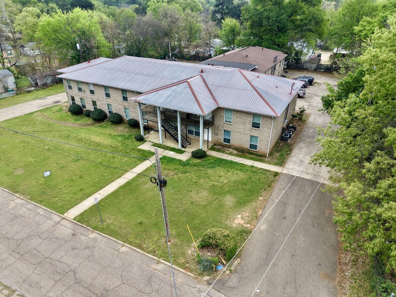 Primary Photo Of 511 Blake St, Texarkana Apartments For Sale