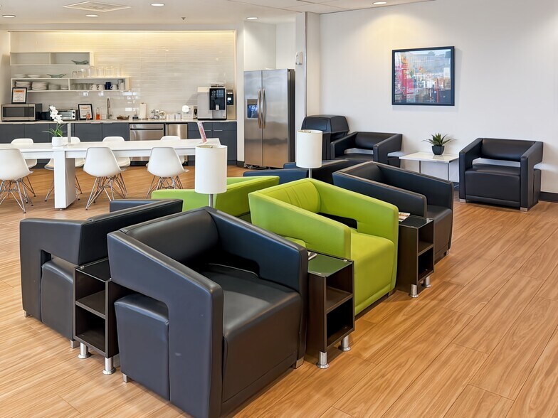 More Photos Of 3960 Howard Hughes Pky, Las Vegas Coworking Space