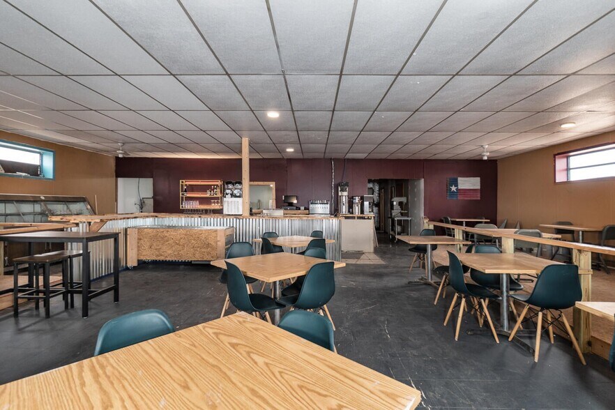 More Photos Of 9298 Texas 86, Silverton Restaurant For Sale