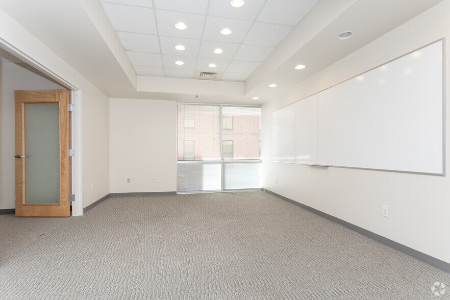 More Photos Of 308 W Rosemary St, Chapel Hill Office For Sale