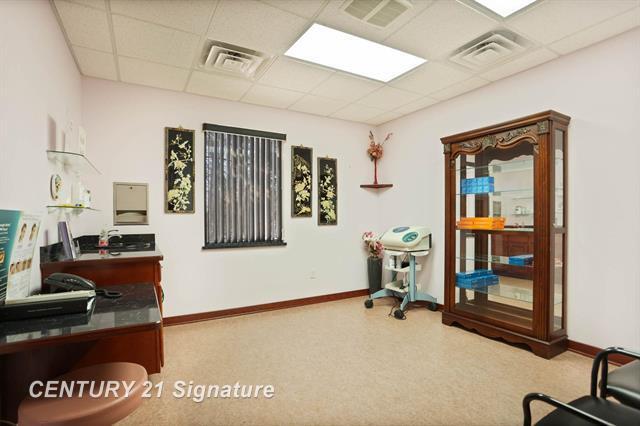 More Photos Of 4757 Mcleod Dr E, Saginaw Medical For Sale