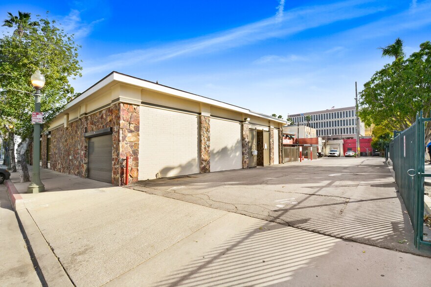 More Photos Of 401 W 4th St, San Bernardino Bank For Sale