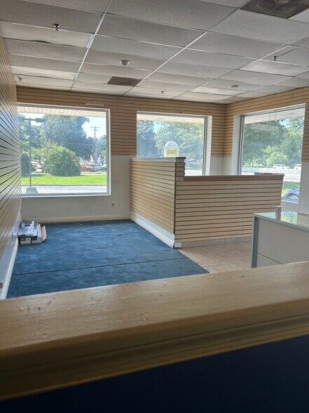 More Photos Of 200-232 Middle Country Rd, Middle Island General Retail For Lease