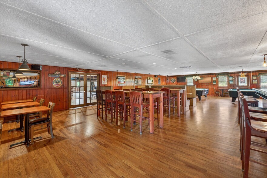 More Photos Of 1121 Route 12, Frenchtown Bar For Sale