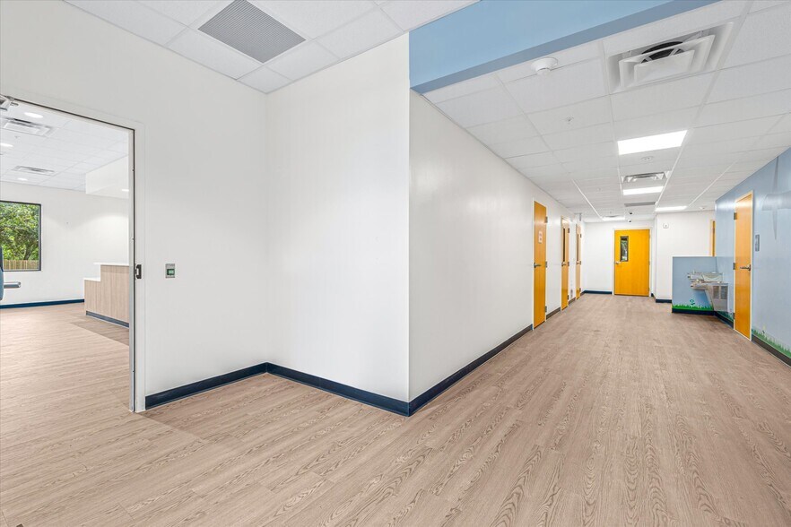 More Photos Of 481 Shores Blvd, Saint Augustine Medical For Sale