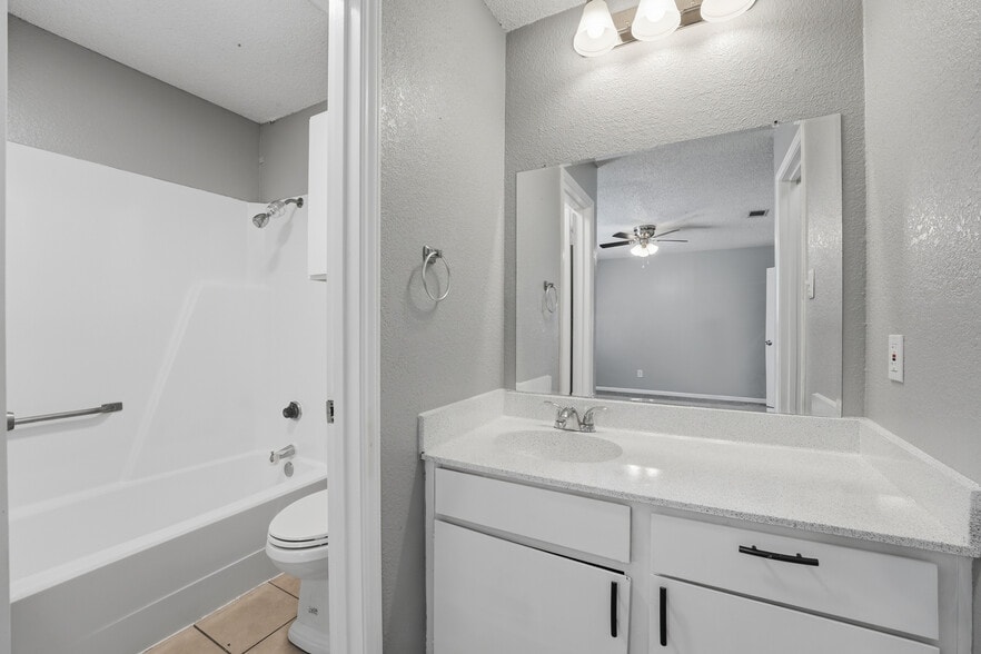 More Photos Of 3707 Buffalo Springs Trl, Georgetown Apartments For Sale