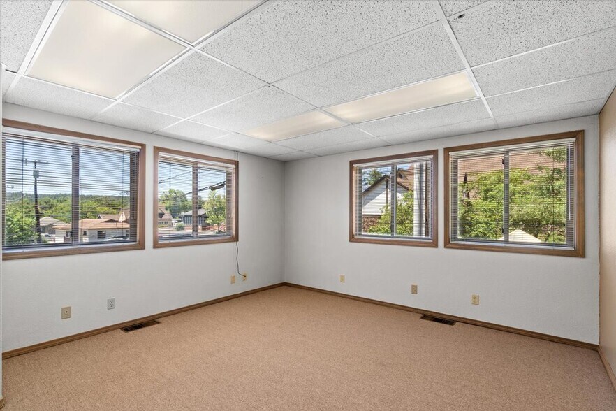 More Photos Of 405 N Beaver St, Flagstaff Office For Sale
