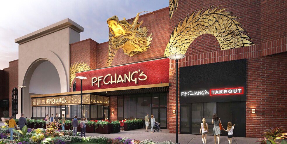 More Photos Of 600 Santa Rosa Plz, Santa Rosa Department Store For Lease