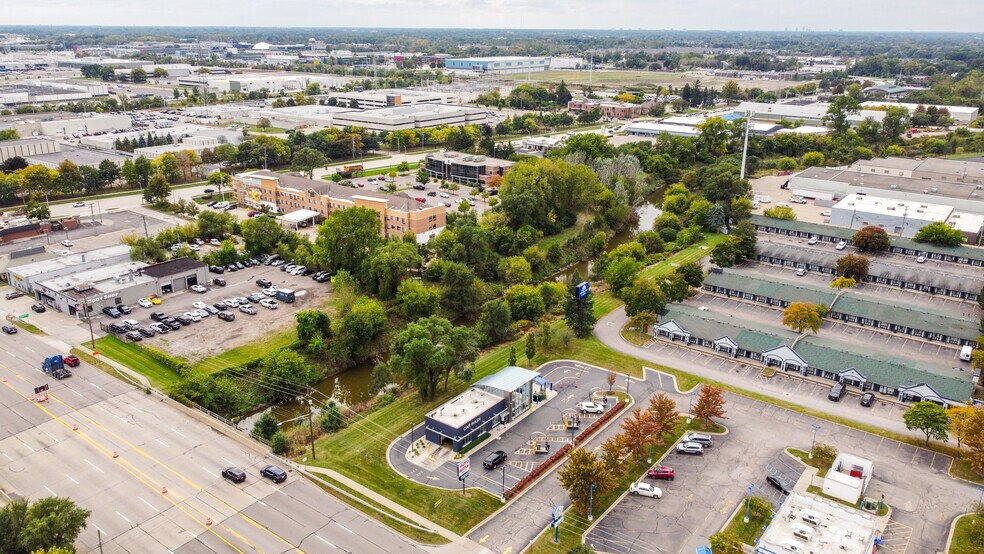 More Photos Of 31785 Van Dyke Ave, Warren Carwash For Sale