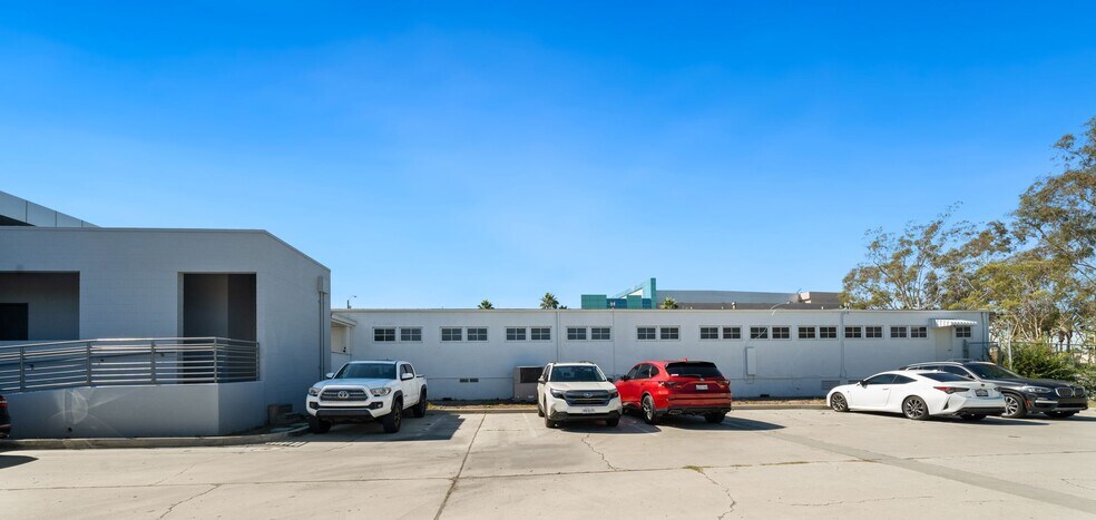 More Photos Of 2790 Atlantic Ave, Long Beach Medical For Lease