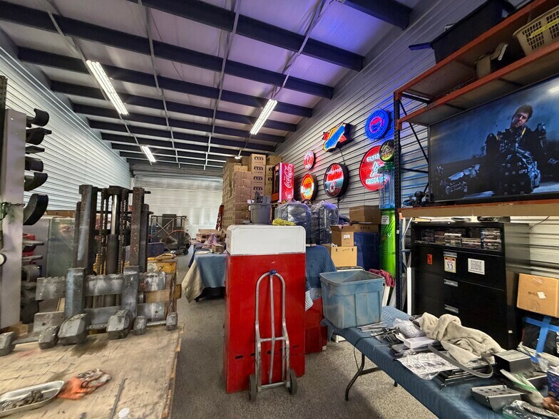 More Photos Of 9335 Commerce Center St, Highlands Ranch Warehouse For Sale