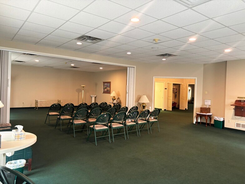 More Photos Of 3640 Clinton St, Buffalo Freestanding For Sale