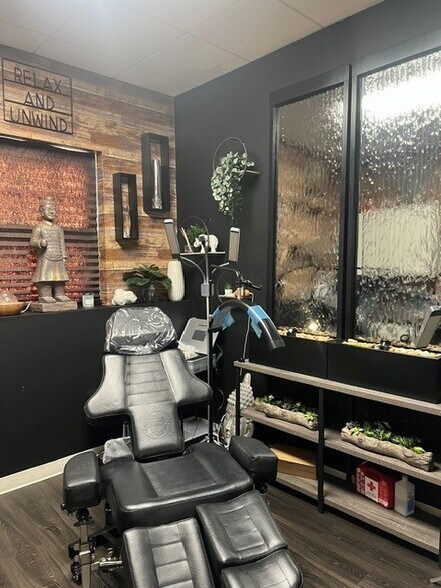 More Photos Of 186 County Road 520 W, Marlboro Medical For Lease