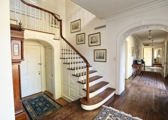 More Photos Of 600 Crockett Cir, Paris Specialty For Sale