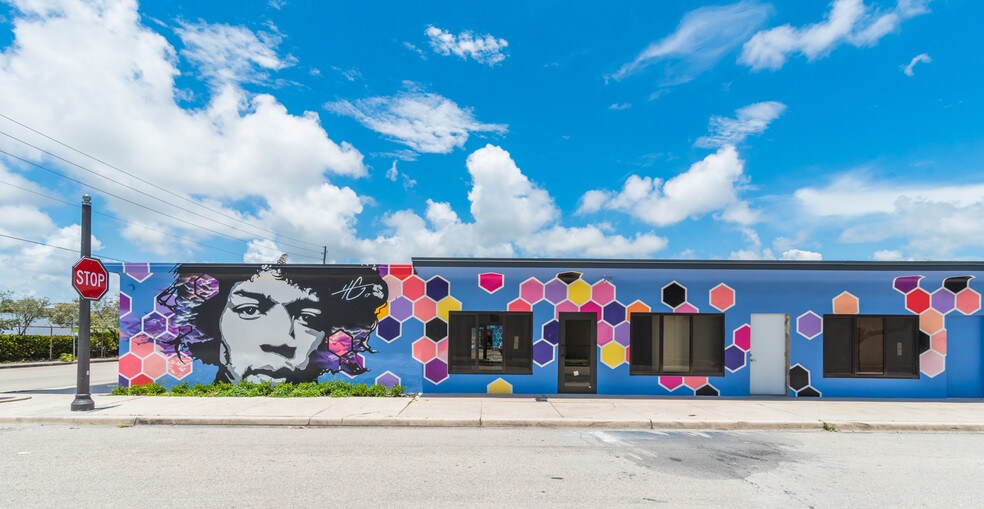 More Photos Of 900 N Flagler Dr, Fort Lauderdale General Retail For Lease