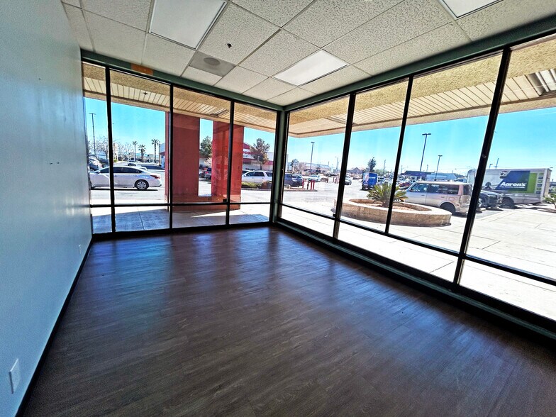 More Photos Of 12160-12192 Hesperia Rd, Victorville Convenience Store For Lease