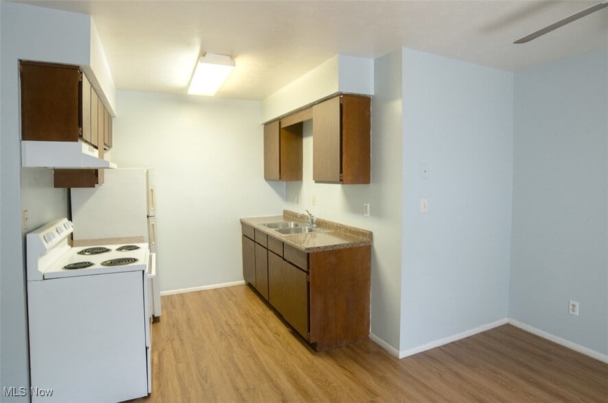 More Photos Of 101 S Elruth Ave, Girard Apartments For Sale