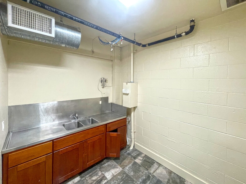 More Photos Of 472-478 7th St, Oakland Office For Lease