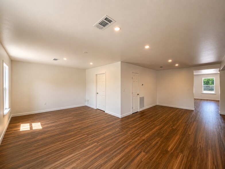 More Photos Of 460 W State Highway 29, Bertram Office For Lease