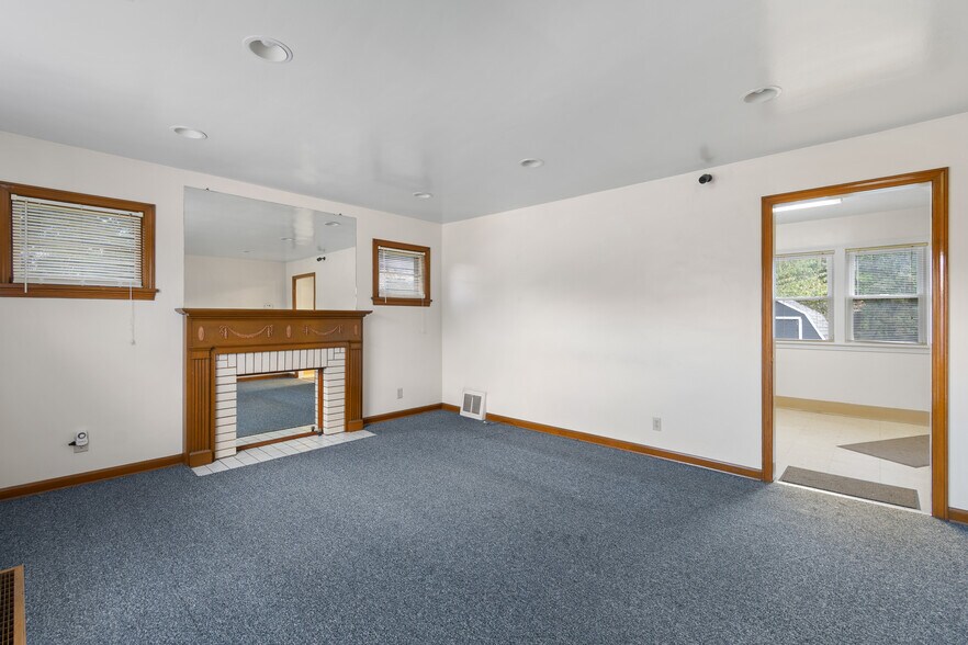 More Photos Of 1850 Whipple Ave NW, Canton Storefront Retail Residential For Sale