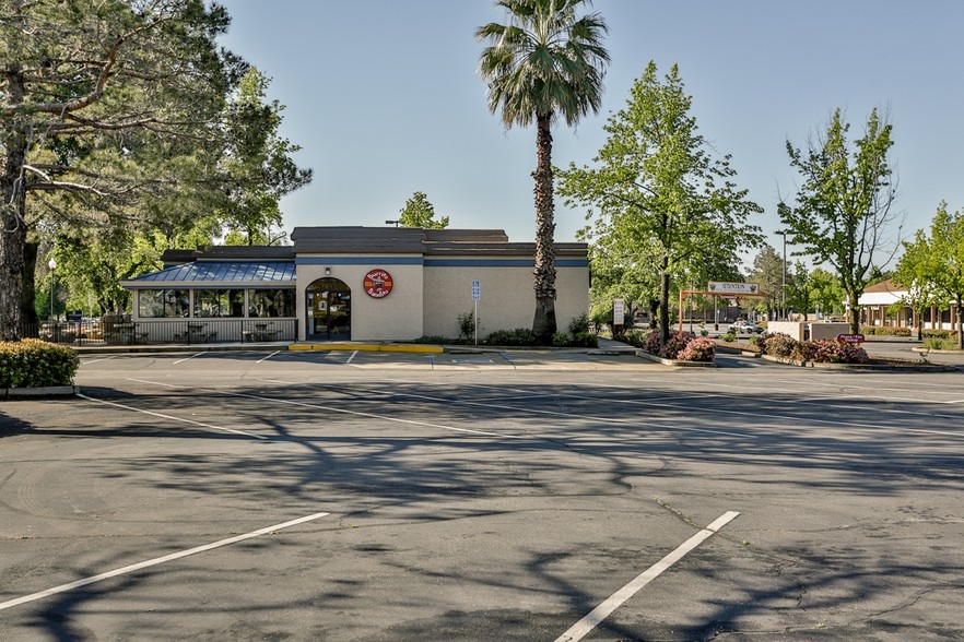 More Photos Of 110-192 Hartnell Ave, Redding Unknown For Lease