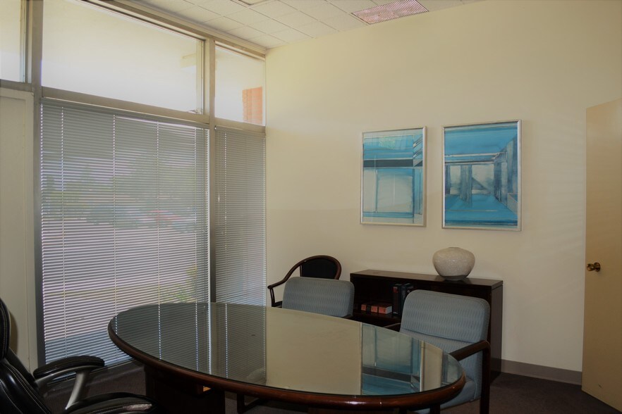 More Photos Of 2007 W Hedding St, San Jose Office For Lease
