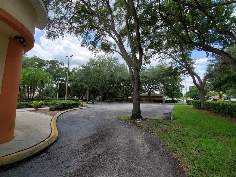 More Photos Of 5144 E Busch Blvd, Tampa Bank For Sale