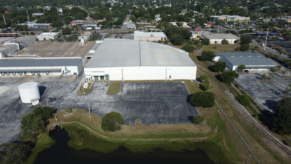 Primary Photo Of 1301 N 34th St, Saint Petersburg Warehouse For Sale