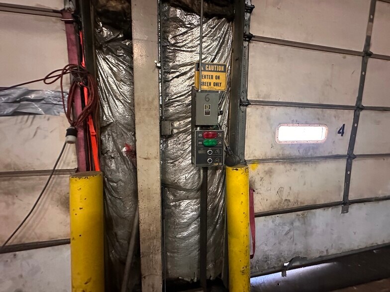 More Photos Of 429 E Grove St, Greenville Industrial For Sale