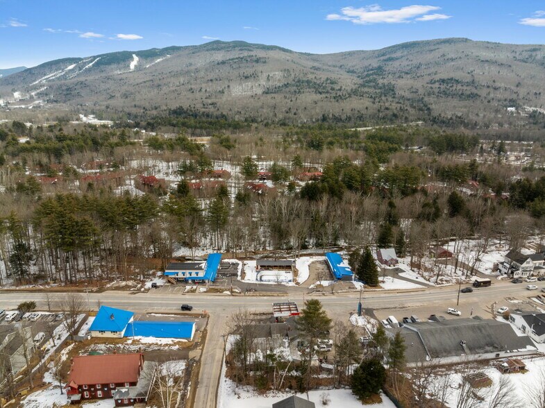 More Photos Of 180 Main St, North Woodstock Hotel For Sale