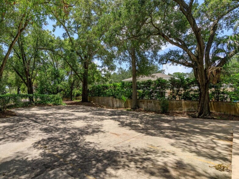 More Photos Of 200 N Thornton Ave, Orlando Office For Sale