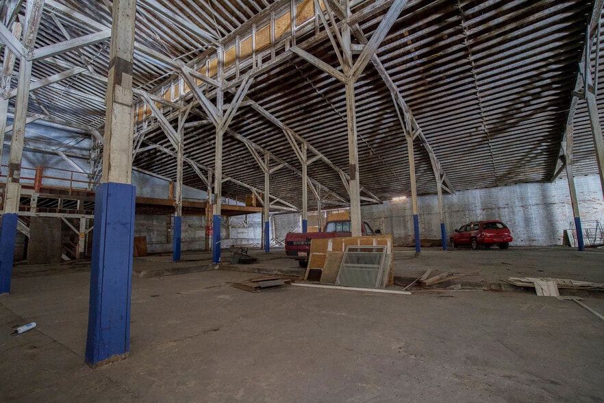 More Photos Of 221 S Walnut Ave, Sidney Warehouse For Sale