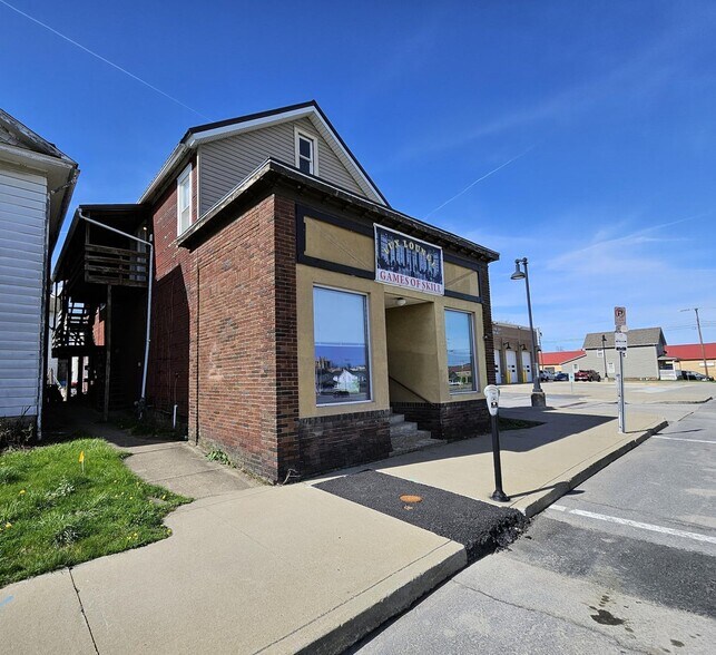 More Photos Of 305 Erie Ave, Saint Marys Office For Lease