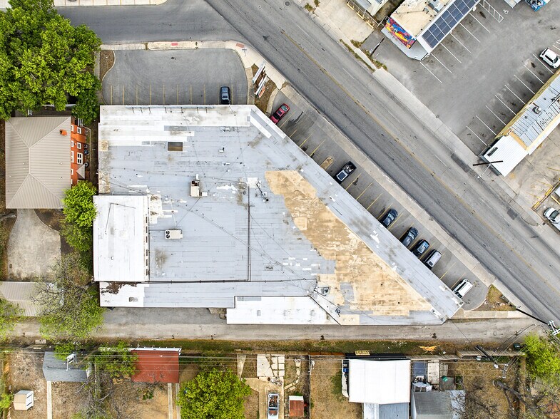 More Photos Of 1602 W Kings Hwy, San Antonio Unknown For Lease