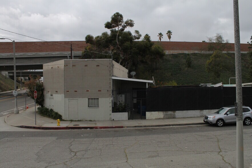 More Photos Of 661 N Pacific Ave, San Pedro Manufacturing For Sale